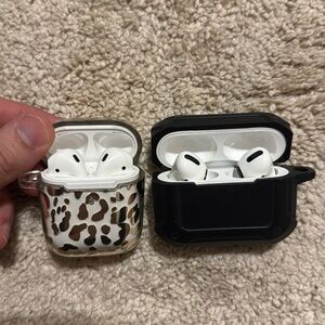 Bundle Apple earbuds